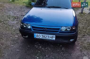 Хэтчбек Opel Astra 1992 в Самборе