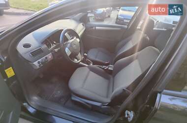 Универсал Opel Astra 2007 в 