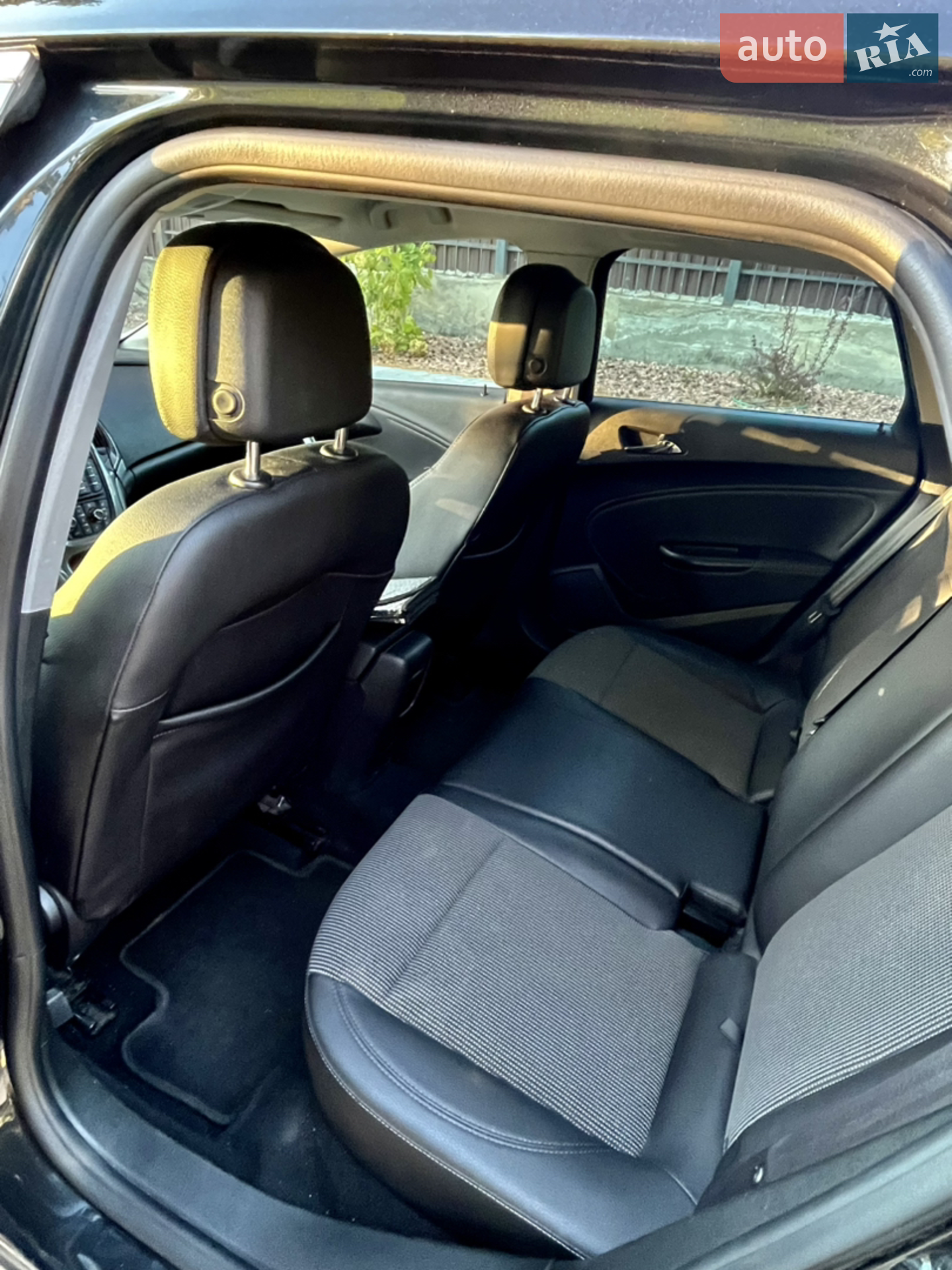 2014 Opel Astra - мініатюра 11