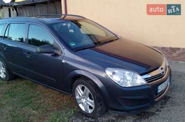 Універсал Opel Astra 2008 в Чернівцях