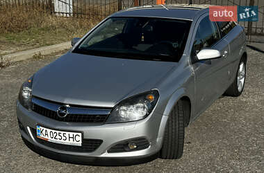 Хэтчбек Opel Astra 2007 в Киеве