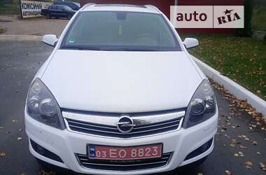 Універсал Opel Astra 2009 в Києві