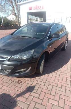 Універсал Opel Astra 2014 в Львові