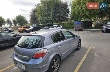 Хэтчбек Opel Astra 2004 в Киеве