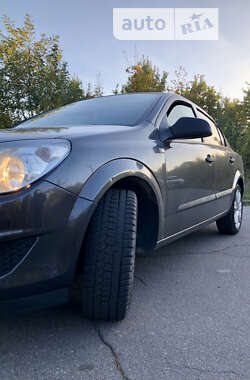 Седан Opel Astra 2011 в Вінниці