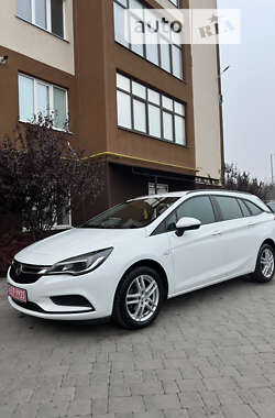 Універсал Opel Astra 2019 в Дубні