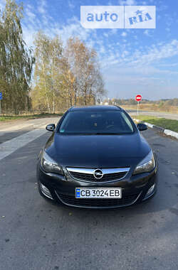 Універсал Opel Astra 2011 в Ічні