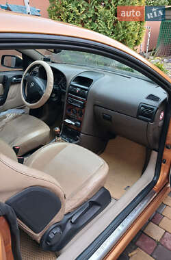 Купе Opel Astra 2000 в 