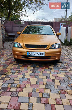 Купе Opel Astra 2000 в 