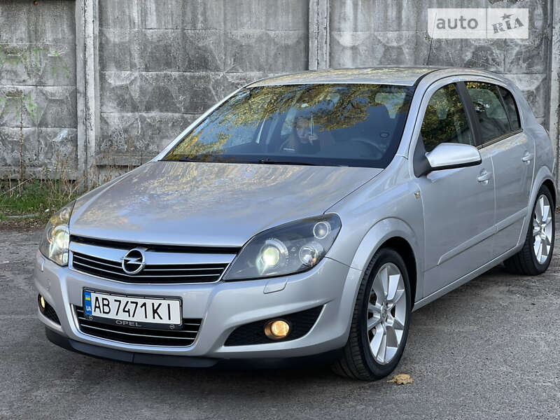 Хетчбек Opel Astra 2009 в Христинівці