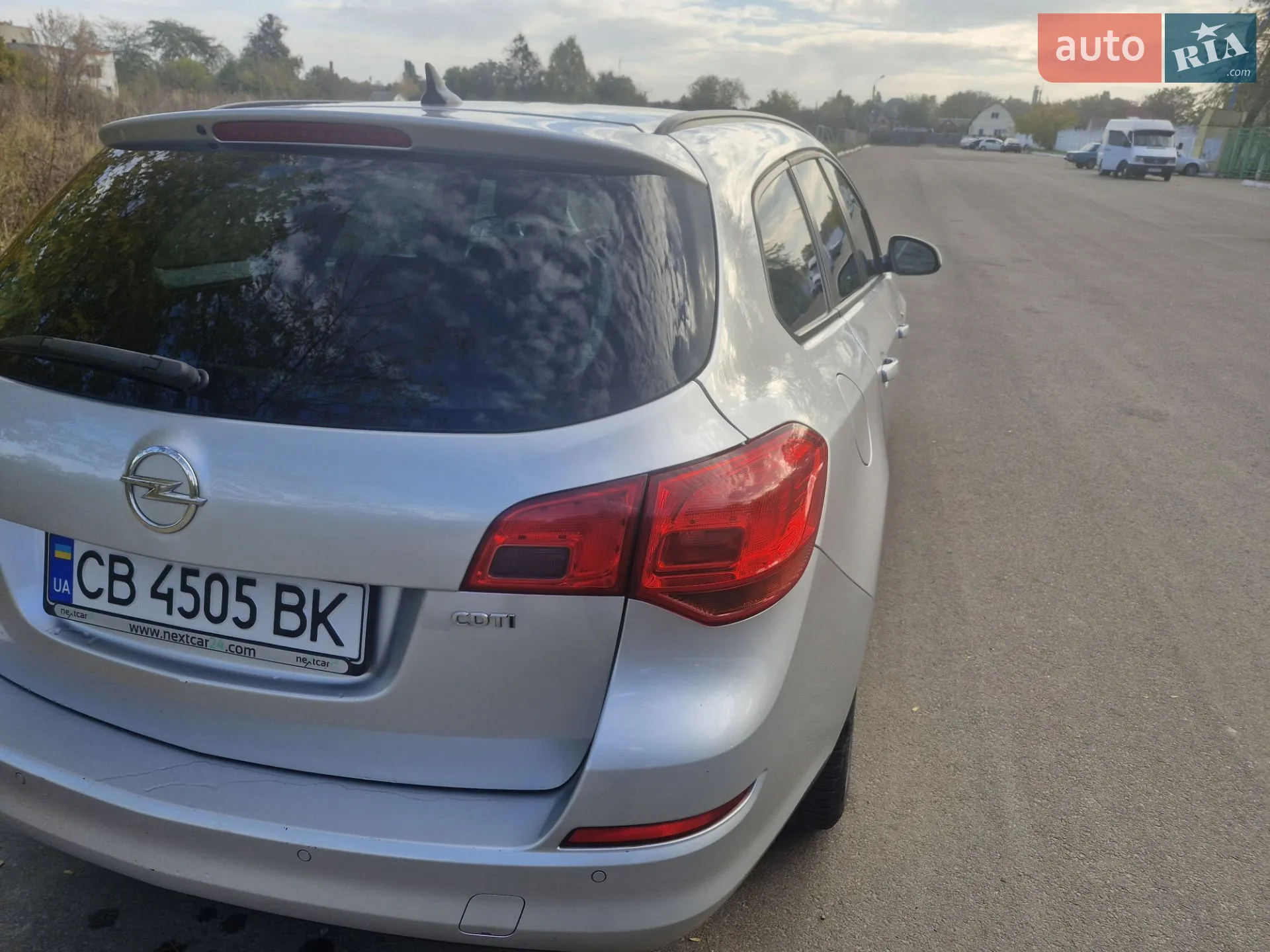 2011 Opel Astra - мініатюра 28