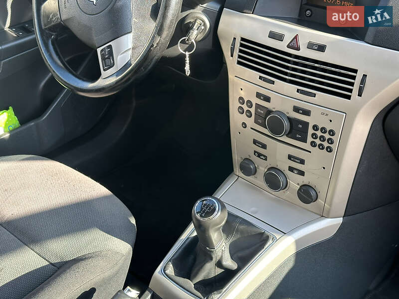 Хэтчбек Opel Astra 2007 в Жидачове фото 8 Хэтчбек Opel Astra 2007 в Жидачове