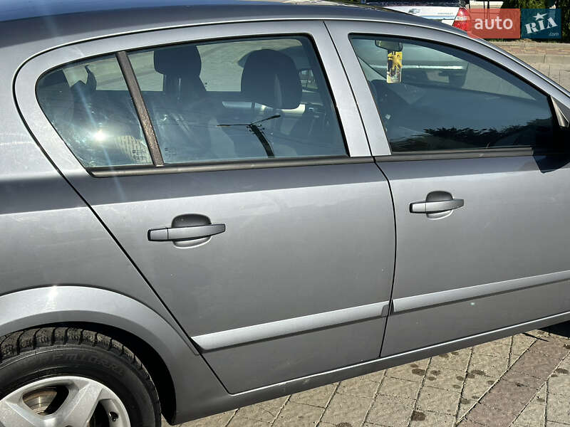 Хэтчбек Opel Astra 2007 в Жидачове фото 12 Хэтчбек Opel Astra 2007 в Жидачове