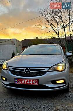 Універсал Opel Astra 2018 в Бердичеві