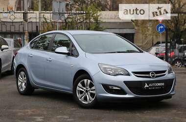 Седан Opel Astra 2017 в Києві