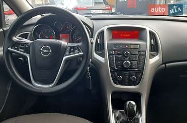 Хэтчбек Opel Astra 2011 в Шепетовке