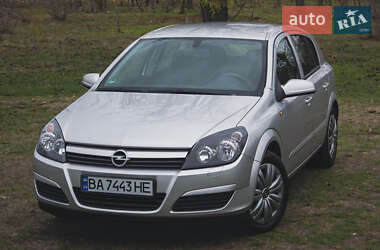 Хетчбек Opel Astra 2005 в Кропивницькому