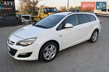 Універсал Opel Astra 2014 в Жовкві