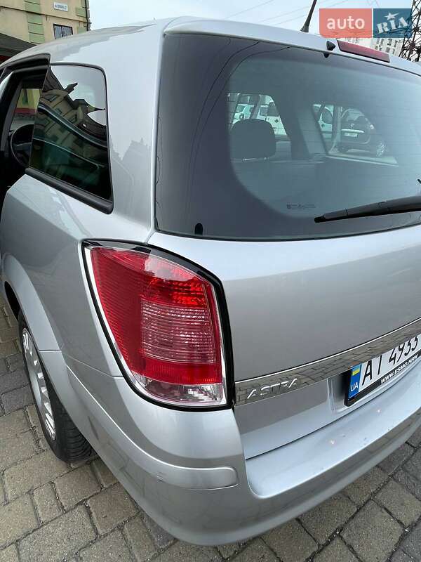 Универсал Opel Astra 2008 в Ивано-Франковске