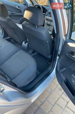 Универсал Opel Astra 2008 в 