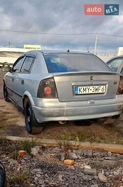 Хэтчбек Opel Astra 2001 в  фото 3 Хэтчбек Opel Astra 2001 в