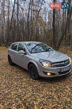 Хетчбек Opel Astra 2011 в Чернігові