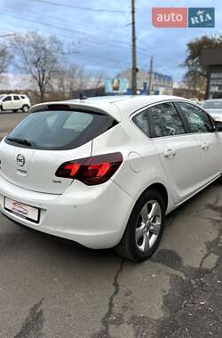 Хэтчбек Opel Astra 2010 в Сумах