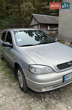 Седан Opel Astra 2008 в Кременце