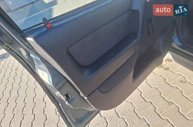 Седан Opel Astra 2005 в Чернівцях