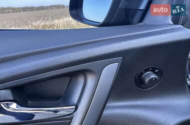 Седан Opel Astra 2015 в 