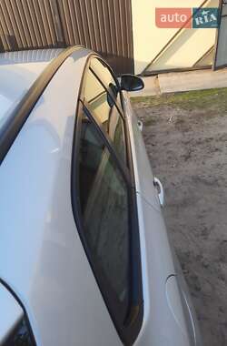 Универсал Opel Astra 2012 в 