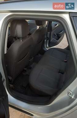 Универсал Opel Astra 2012 в 