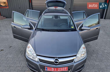 Универсал Opel Astra 2008 в Черкассах