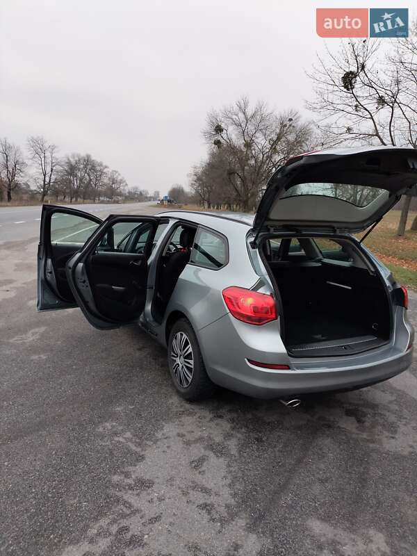 Универсал Opel Astra 2011 в Гнивани фото 15 Универсал Opel Astra 2011 в Гнивани