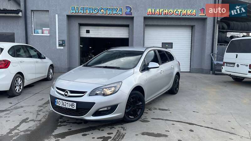 Opel Astra 2013