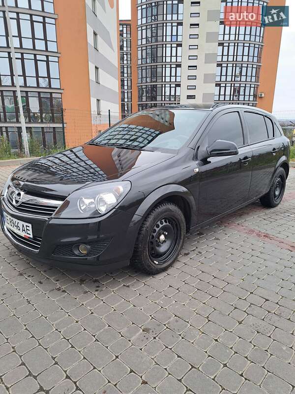 Хэтчбек Opel Astra 2012 в Ивано-Франковске фото 4 Хэтчбек Opel Astra 2012 в Ивано-Франковске