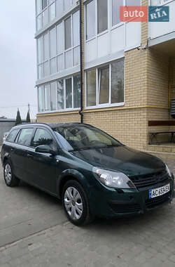 Универсал Opel Astra 2005 в Луцке