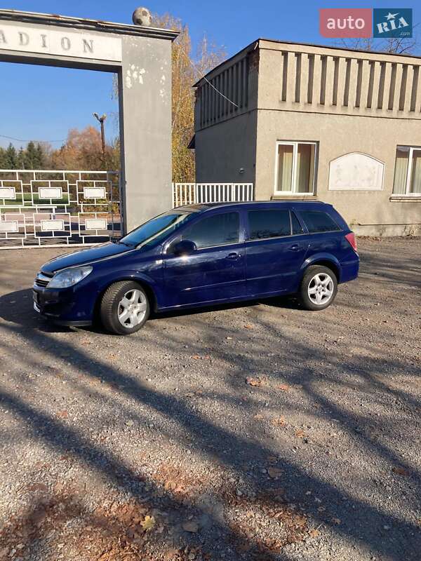 Универсал Opel Astra 2007 в Виноградове