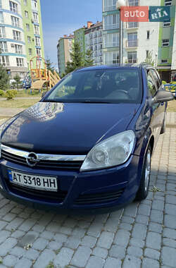 Универсал Opel Astra 2010 в 