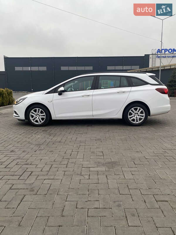 Универсал Opel Astra 2016 в Луцке