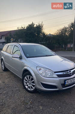 Універсал Opel Astra 2007 в Перечині