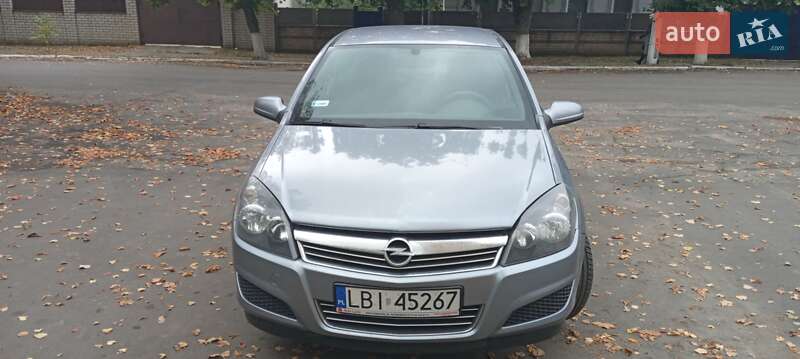 Седан Opel Astra 2008 в Дружковке