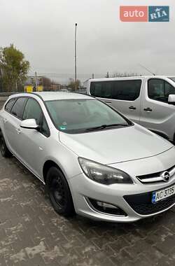 Універсал Opel Astra 2012 в Нововолинську