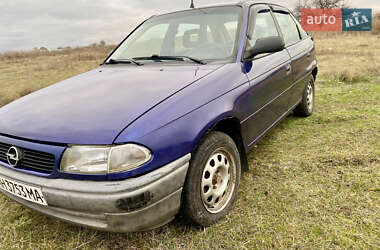 Хэтчбек Opel Astra 1996 в Краматорске