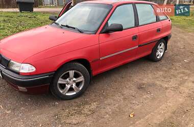 Хетчбек Opel Astra 1995 в 