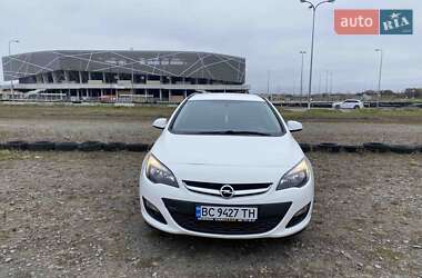 Универсал Opel Astra 2014 в Львове