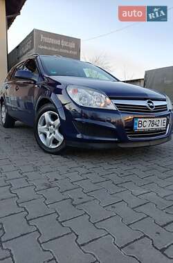 Універсал Opel Astra 2008 в Дрогобичі