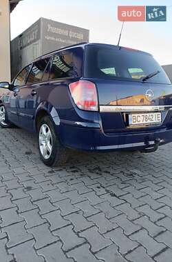 Універсал Opel Astra 2008 в Дрогобичі