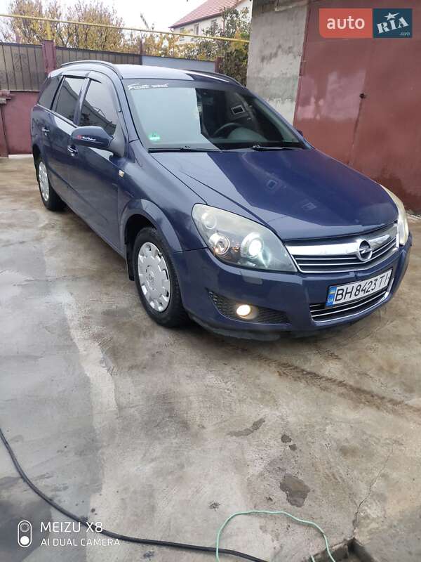 Универсал Opel Astra 2008 в Одессе