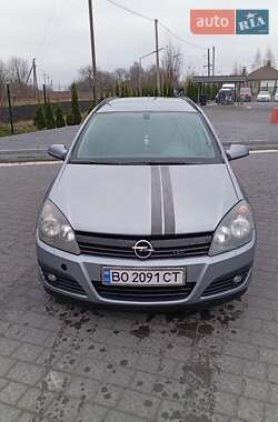 Универсал Opel Astra 2006 в Кременце